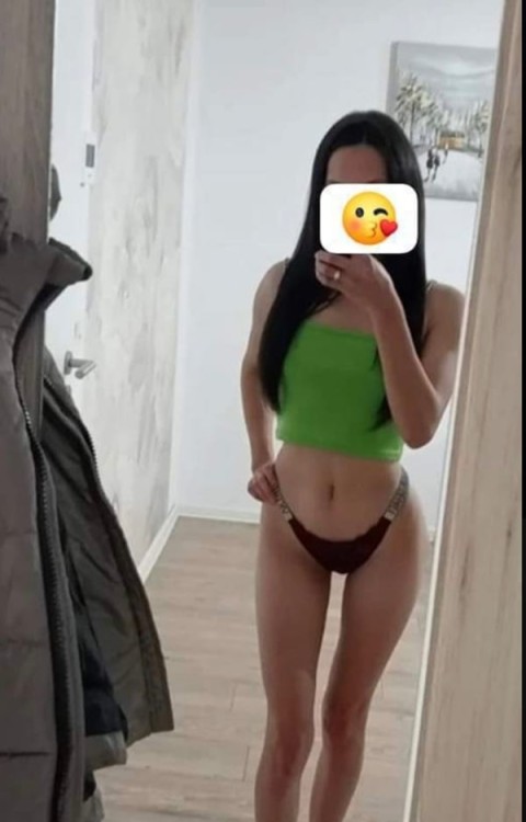 Escorte cu onlyfans