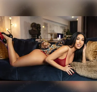 Sex cu grasute : Futai pe insula iubirii