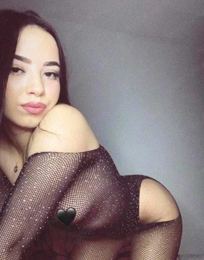 Sex cu pustoaice : Futai de ziua ei