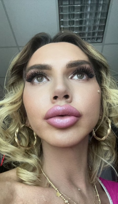 Sex moldovenesc : Futai in grajd